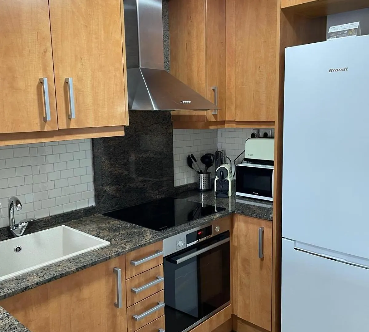 Acogedor Apartamento Vallparadis Con Parking Terrassa