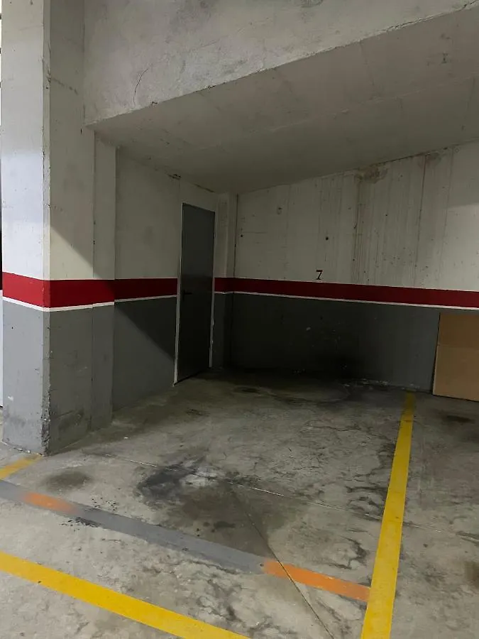 Acogedor Apartamento Vallparadis Con Parking Terrassa